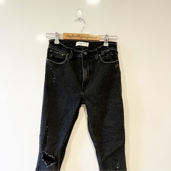 Abercrombie & Fitch The Skinny High Rise Black Jeans - Picture 5 of 13